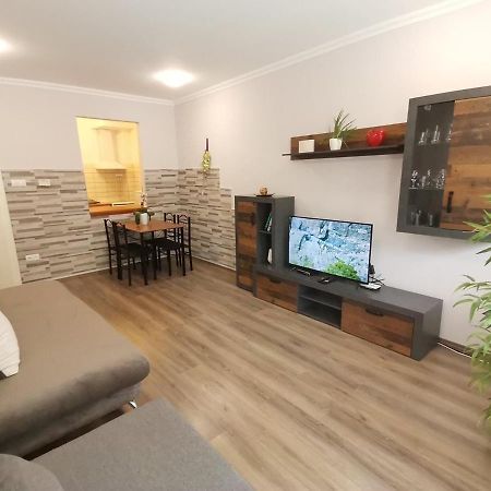 Carpe Diem Apartment Hajduszoboszlo Exterior photo