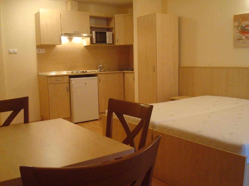 Carpe Diem Apartment Hajduszoboszlo Room photo
