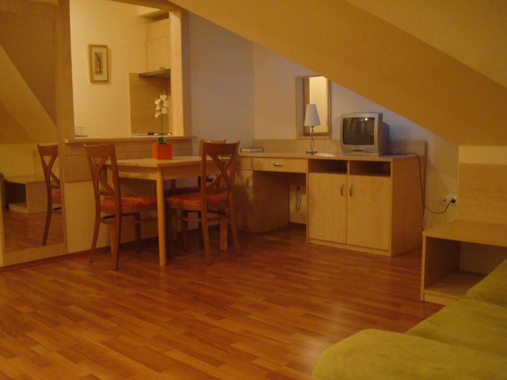 Carpe Diem Apartment Hajduszoboszlo Room photo